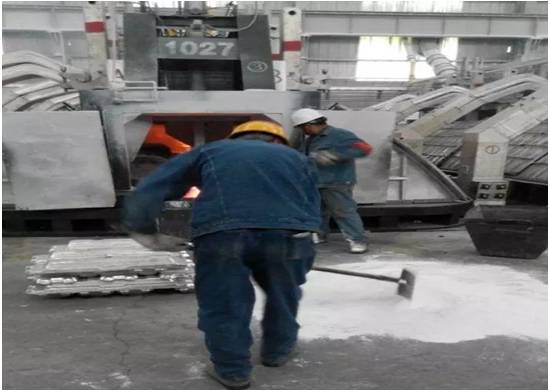 加強法治觀念、保障安全生產(chǎn)  嚴抓細管助推電解鋁安全生產(chǎn)新局面