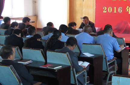 物產(chǎn)配送公司黨委開展&ldquo;兩學(xué)一做&rdquo; 勞動(dòng)模范講專題黨課