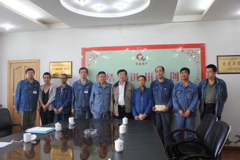 青海物產(chǎn)集團(tuán)黨委開(kāi)展慶祝建黨95周年，走訪慰問(wèn)